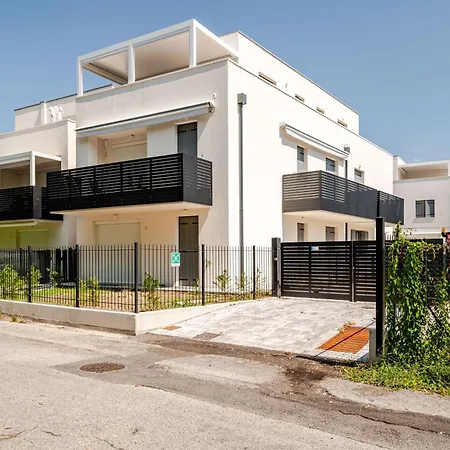 Golf Time - Apartment *